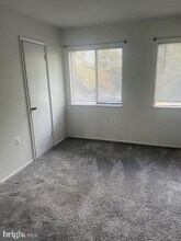 613 Oakland Hills Ct-Unit -302 in Arnold, MD - Building Photo - Building Photo