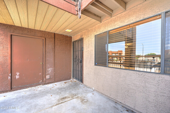 property at 3810 N Maryvale Pkwy