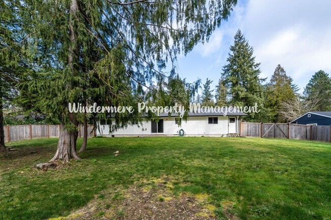 4712 71st St Ct NW in Gig Harbor, WA - Foto de edificio - Building Photo