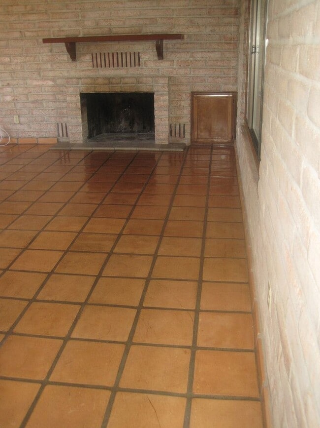 5310 N Camino Real in Tucson, AZ - Building Photo - Building Photo