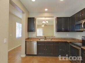 723 W Dana Dr in San Tan Valley, AZ - Building Photo - Building Photo