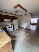 611 Ingleside Ave in Athens, TN - Foto de edificio - Building Photo
