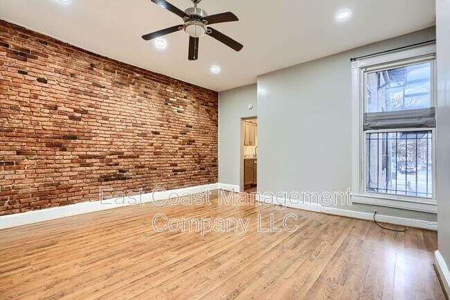 2417 Maryland Ave in Baltimore, MD - Building Photo - Building Photo