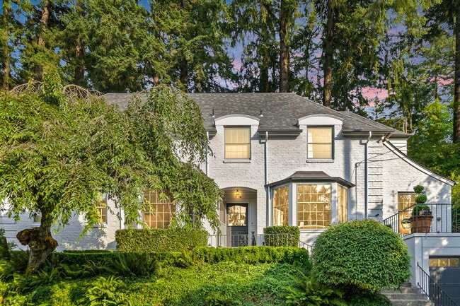 property at 2934 SW Montgomery Dr