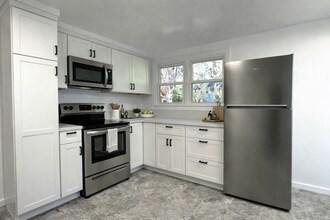 16748 Linden Ave N in Shoreline, WA - Building Photo - Building Photo