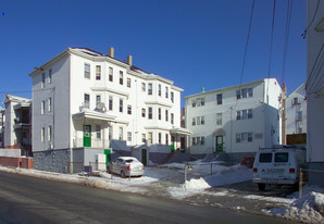 137-143 Robeson St in Fall River, MA - Building Photo