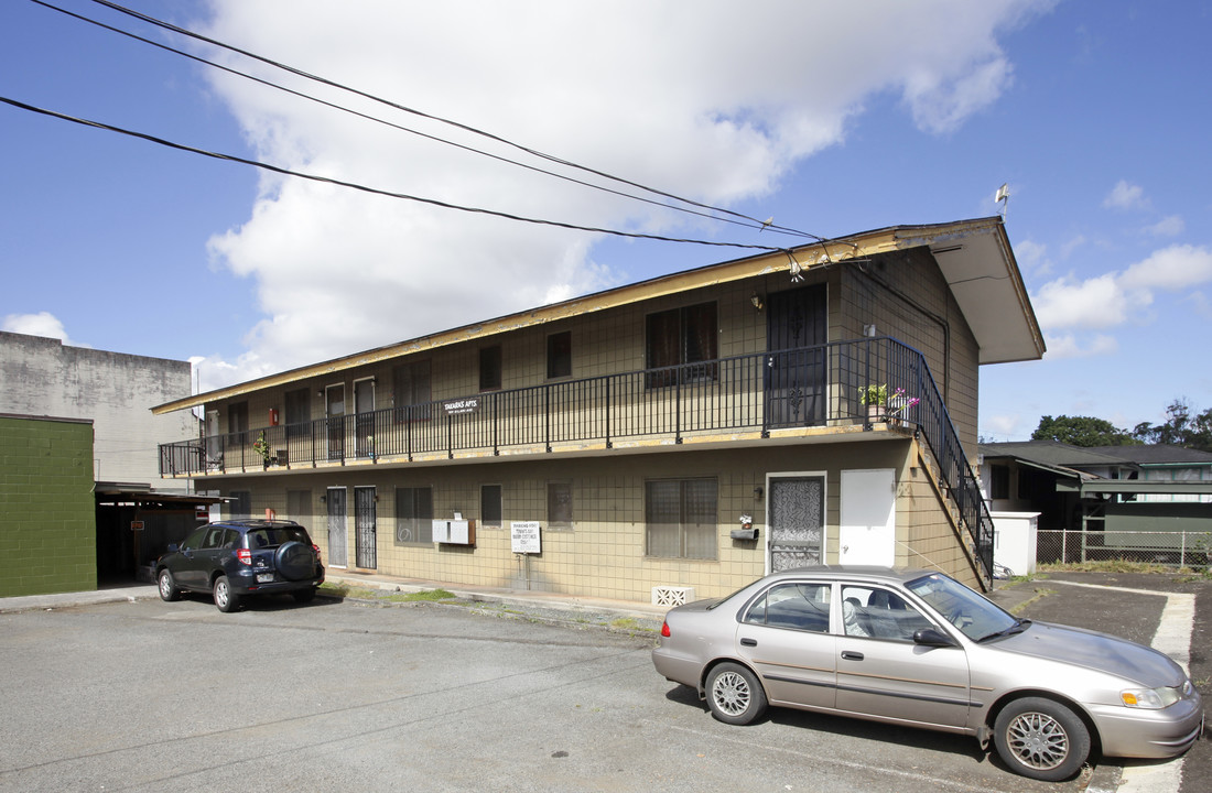 Takara's Apartments in Wahiawa, HI - Building Photo