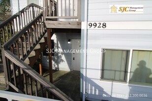 9928 S 200th St in Kent, WA - Building Photo