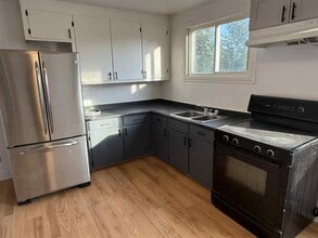 8 Rue Bériault in Gatineau, QC - Building Photo - Building Photo