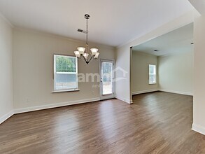 593 Woodall Rd in Stockbridge, GA - Building Photo - Building Photo