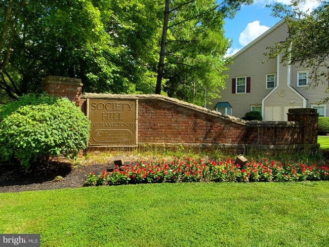 property at 48 Lehavre Ct