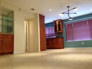 3108 Old Bridgeport Way in San Diego, CA - Building Photo - Building Photo