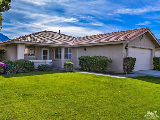 78225 Desert Fall Way in La Quinta, CA - Foto de edificio - Building Photo