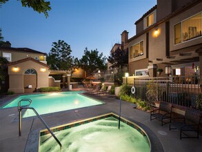 Niguel Summit Condominium Rentals in Laguna Niguel, CA - Foto de edificio - Building Photo