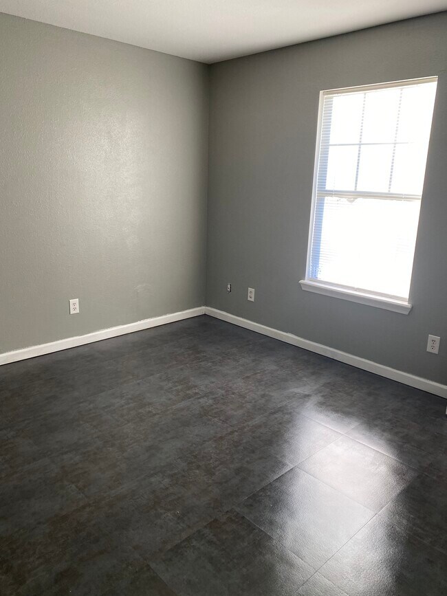 606 W Cherry St, Unit 2 photo'