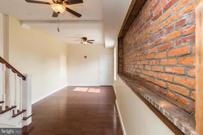112 E Allen St in Philadelphia, PA - Building Photo - Building Photo
