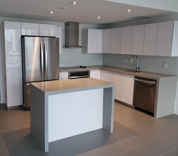 1600 NE 1st Ave, Unit 1906 in Miami, FL - Building Photo - Building Photo