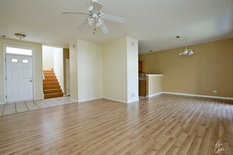 2806 Falling Waters Ln in Lindenhurst, IL - Building Photo - Building Photo