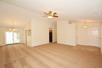 1829 Maradona Dr in Indianapolis, IN - Foto de edificio - Building Photo