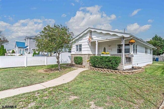 property at 303 24th St S