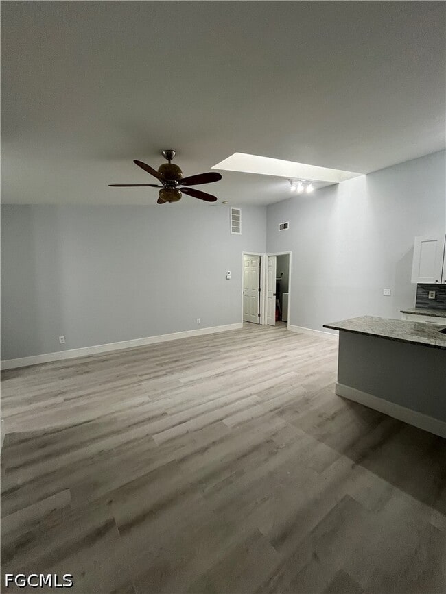 5111 SW Courtyards Ct