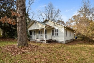3183 Peachtree St in Lithia Springs, GA - Building Photo - Building Photo