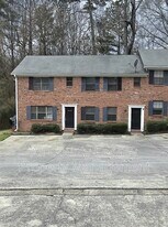 3087 Parkside Ct in Snellville, GA - Building Photo