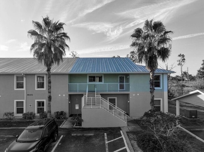8101 Memory Ln in Rotonda West, FL - Building Photo - Building Photo