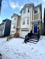 67 Springdale St in St John's, NL - Building Photo