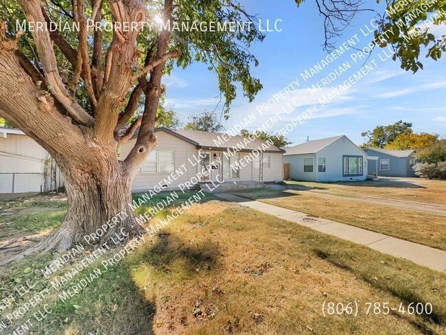 3815 32nd St in Lubbock, TX - Building Photo - Building Photo