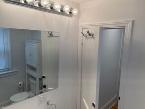 125 Tunxis Hill Rd, Unit #2 in Fairfield, CT - Building Photo - Building Photo