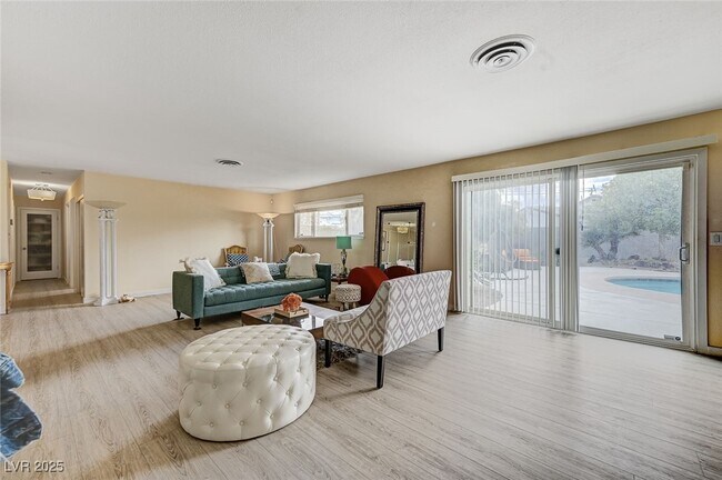 property at 4669 Saddle Pl