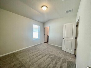 111 Ostracoda Ln in Hutto, TX - Building Photo - Building Photo