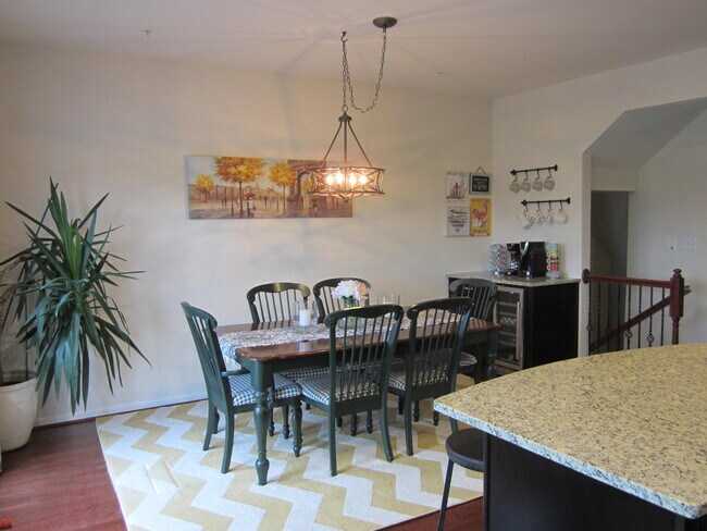 987 Brechin Lane in York, PA - Building Photo - Building Photo