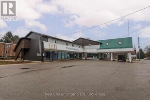 675 6th St E in Owen Sound, ON - Building Photo