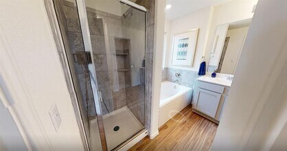 1712 Boggy Crk Rnch Rd in Andice, TX - Building Photo - Building Photo