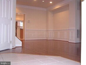 8849 Ashgrove House Ln in Vienna, VA - Building Photo - Building Photo