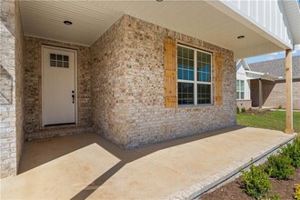 1902 Edwards St in Pea Ridge, AR - Building Photo - Building Photo