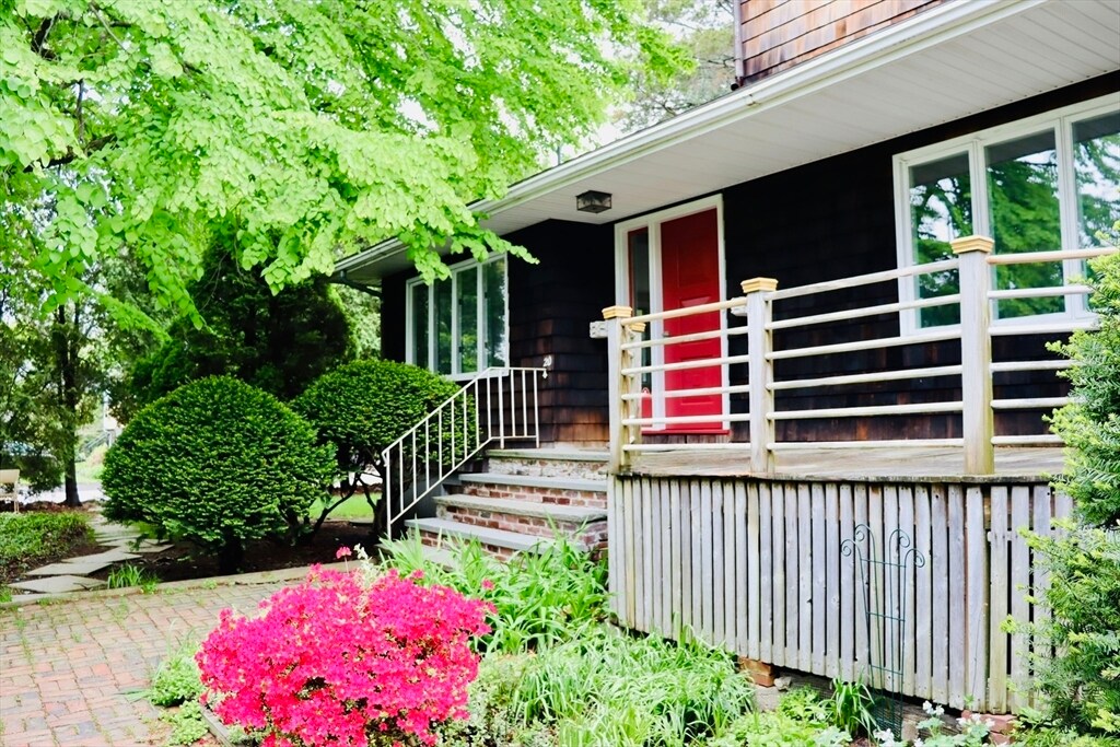 20 Tidd St in Swampscott, MA - Building Photo