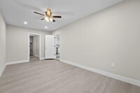 8129 Linda Vista Rd photo'