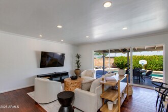 5110 E Verde Ln in Phoenix, AZ - Building Photo - Building Photo