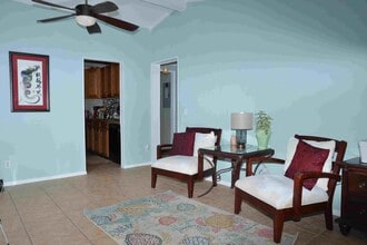 139 E 8th St in Chuluota, FL - Building Photo - Building Photo