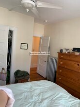 51 Ibbetson St, Unit 3 in Somerville, MA - Foto de edificio - Building Photo