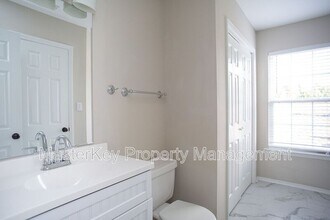 204 Evening Star Dr in Apex, NC - Building Photo - Building Photo