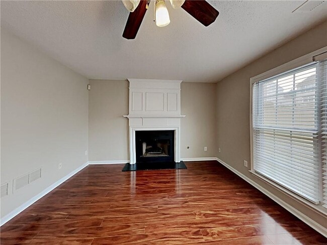 3930 Lake Lanier Dr NW in Duluth, GA - Building Photo - Building Photo