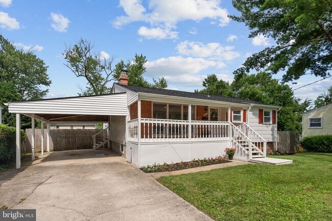 7415 Tillman Dr in Falls Church, VA - Foto de edificio - Building Photo