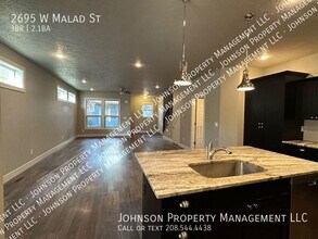 2695 W Malad St in Boise, ID - Building Photo - Building Photo