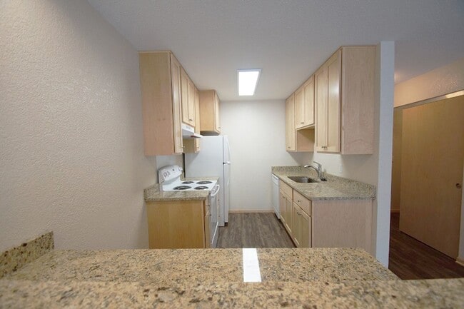 property at 1260 Larpenteur Ave W