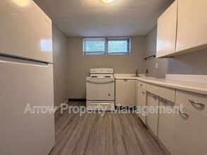 2049 Worthington Ave in Lincoln, NE - Building Photo - Building Photo