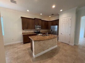 2824 Bellarosa Circle in West Palm Beach, FL - Building Photo